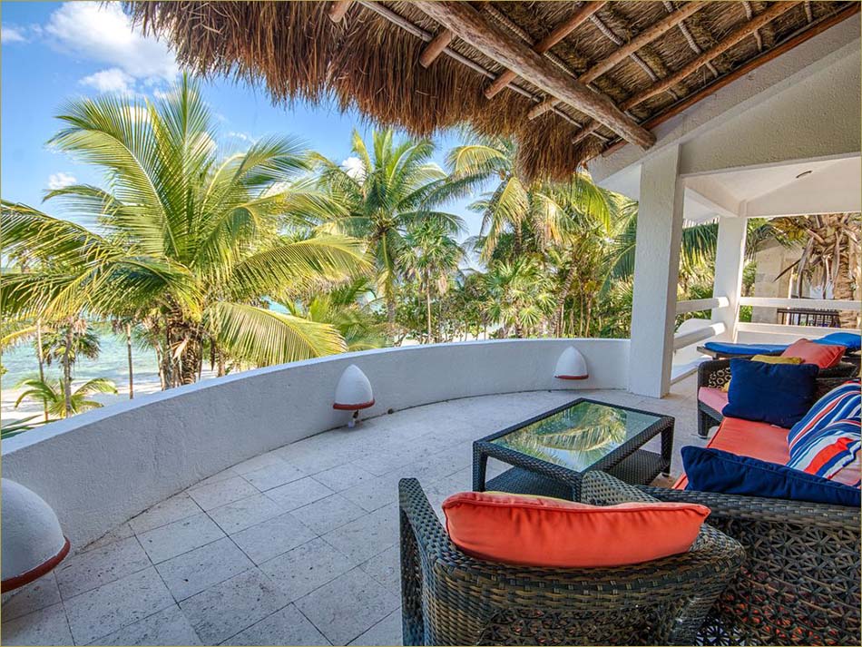 Master bedroom open oceanview balcony.